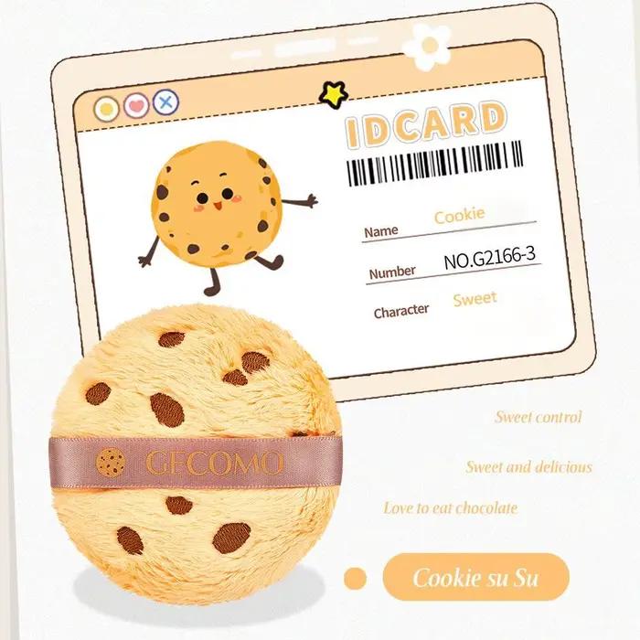 1 éponge de maquillage en forme de biscuit, délicate et qui adhère bien au fond de teint