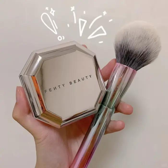 FentyBeauty impeccable Ultra fin doux Focus maquillage réglage miel poudre maquillage tenant poudre contrôle de l'huile grande poudre pressée blanche