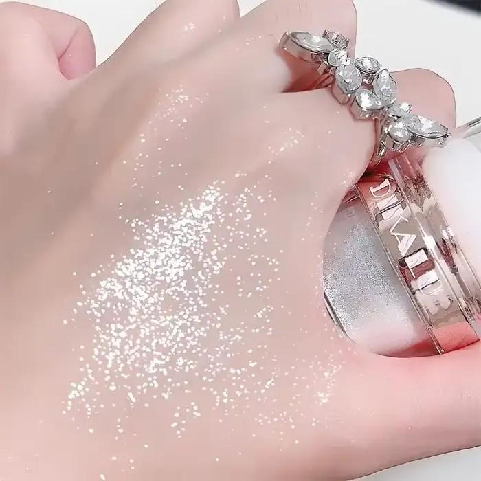 Surligneur en poudre de fée scintillante – Blush de contour scintillant pour éclaircir et définir vos caractéristiques