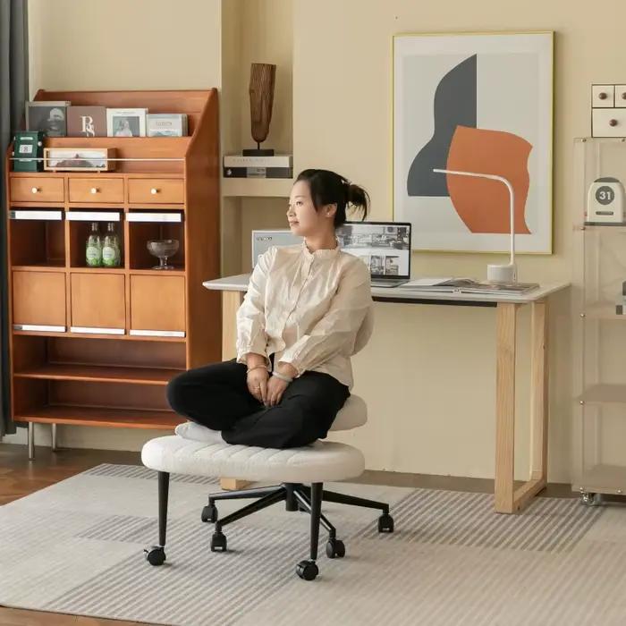 Fauteuil lounge moderne à jambes croisées, tissu en velours, rotatif, réglable en hauteur, avec repose-pieds, adapté aux salons
