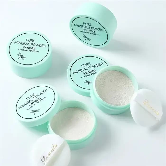Poudre libre matifiante translucide pour le visage