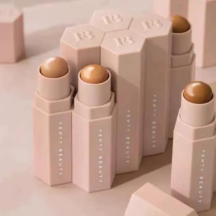 Fenty Beauty Stick de contour multi-effets