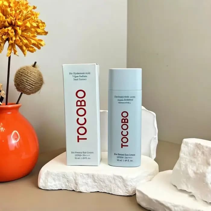 TOCOBO Crème Teintée Hydratante Effet Peau Nue