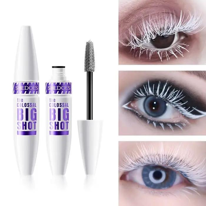 Outil de maquillage pour les yeux