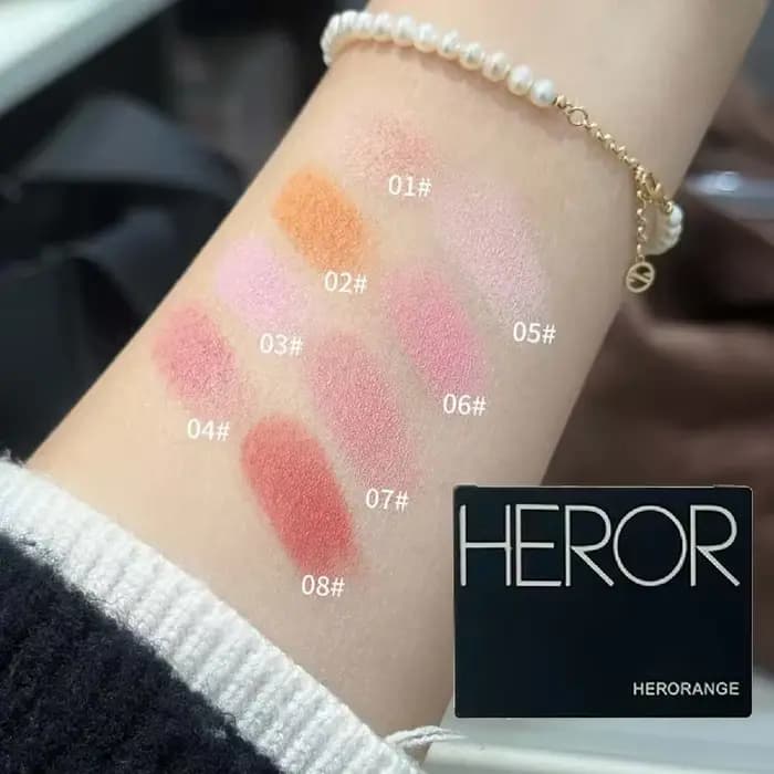 Palette de fard à joues rose nude
