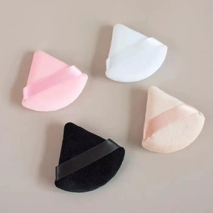 Houppettes en velours pour finition de maquillage parfaite