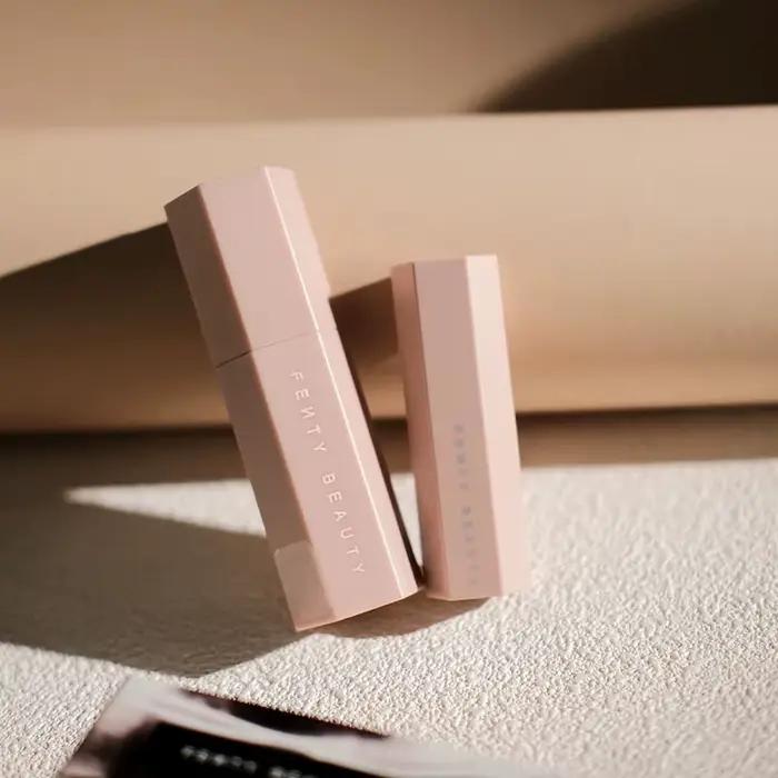 Fenty Beauty Stick de contour multi-effets