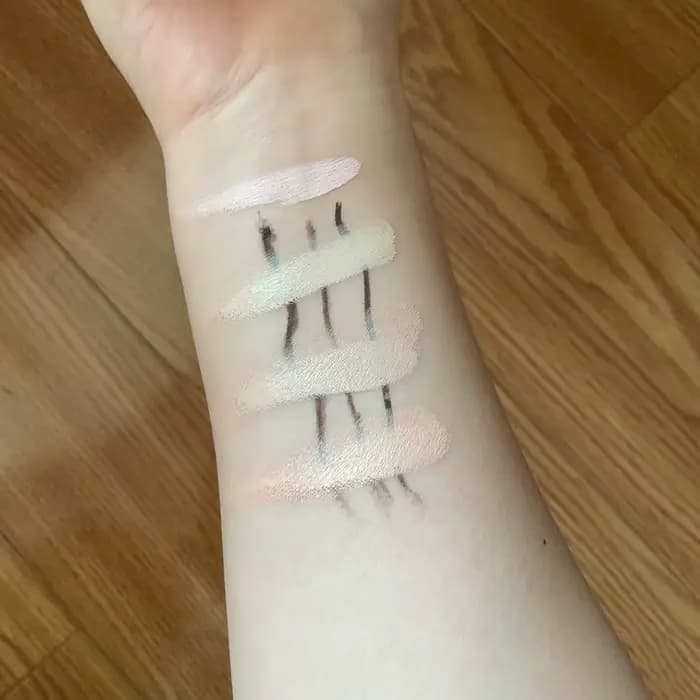 Flower Knows Sweetie Bear Palette Correcteur 4 Couleurs Longue Tenue Haute Couvrance Texture Crémeuse Résistant À Leau Maquillage