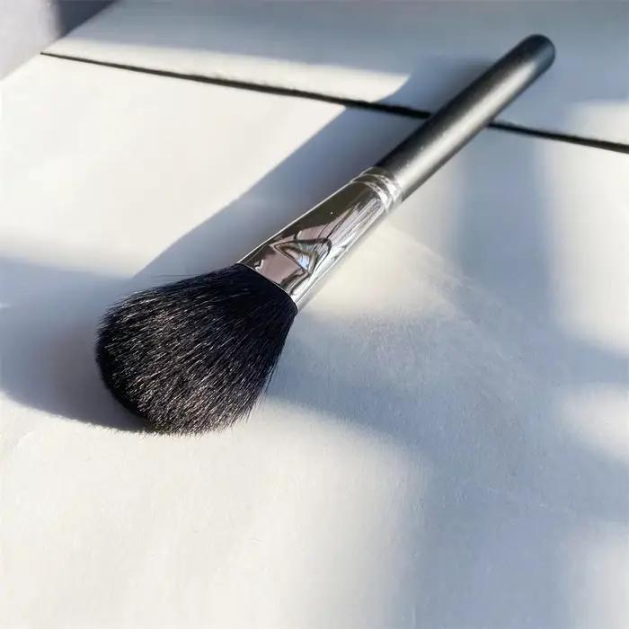 Pinceau à Blush en poudre 129 multi-usages