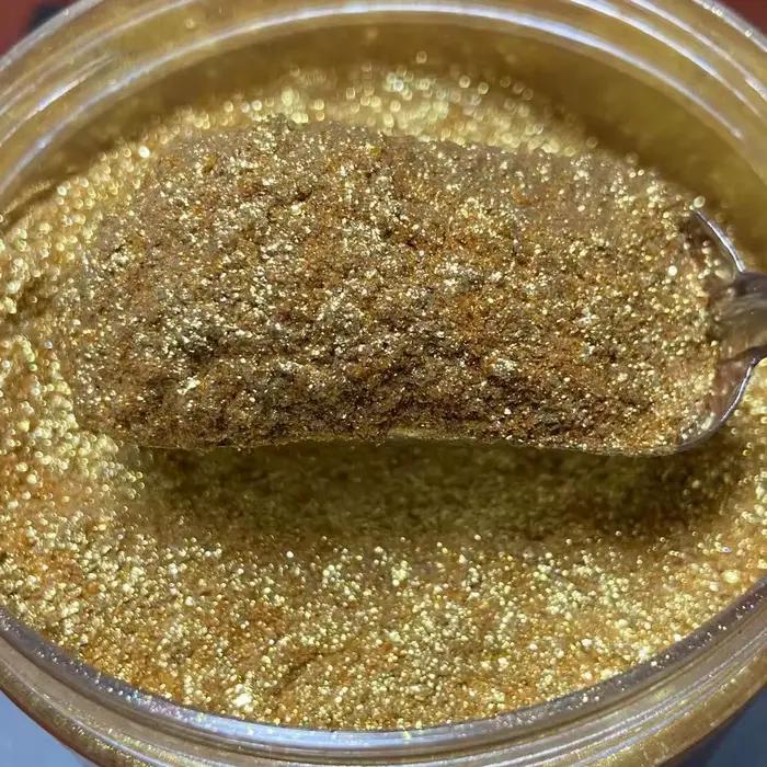 Rouge à lèvres en poudre d'or sûr et fiable