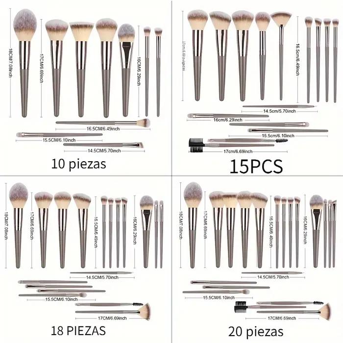 Pinceaux de maquillage marron