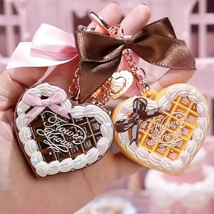 Poudre fixatrice de maquillage Flowerknows THE SWEETIE BEAR Mini Honey Face Powder Pendant