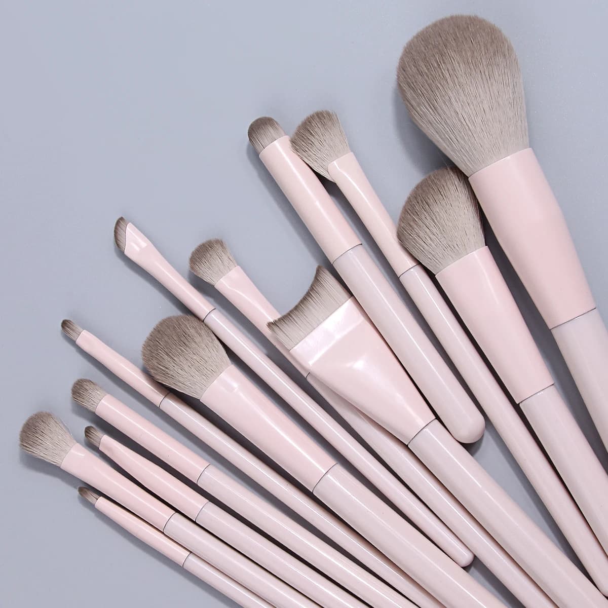 Ensemble de 13 pinceaux de maquillage doux et moelleux, idéal pour les débutants en maquillage, conv