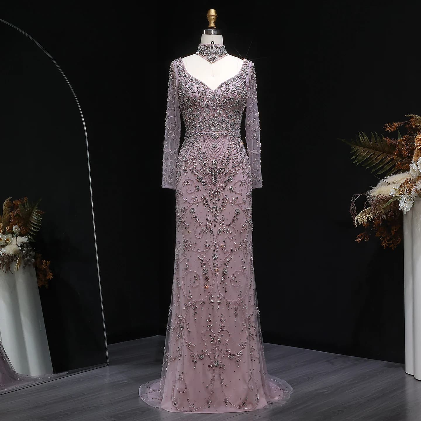 Robe de soirée sirène rose de luxe Sharon Said à manches longues avec collier ras du cou شارون سعيد