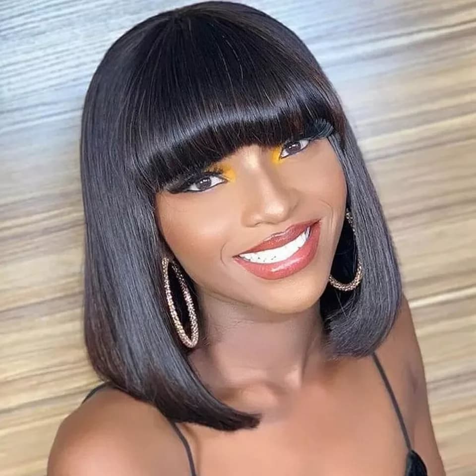 Perruques en cheveux humains lisses avec frange, raie au milieu, style bob, perruques en dentelle, c