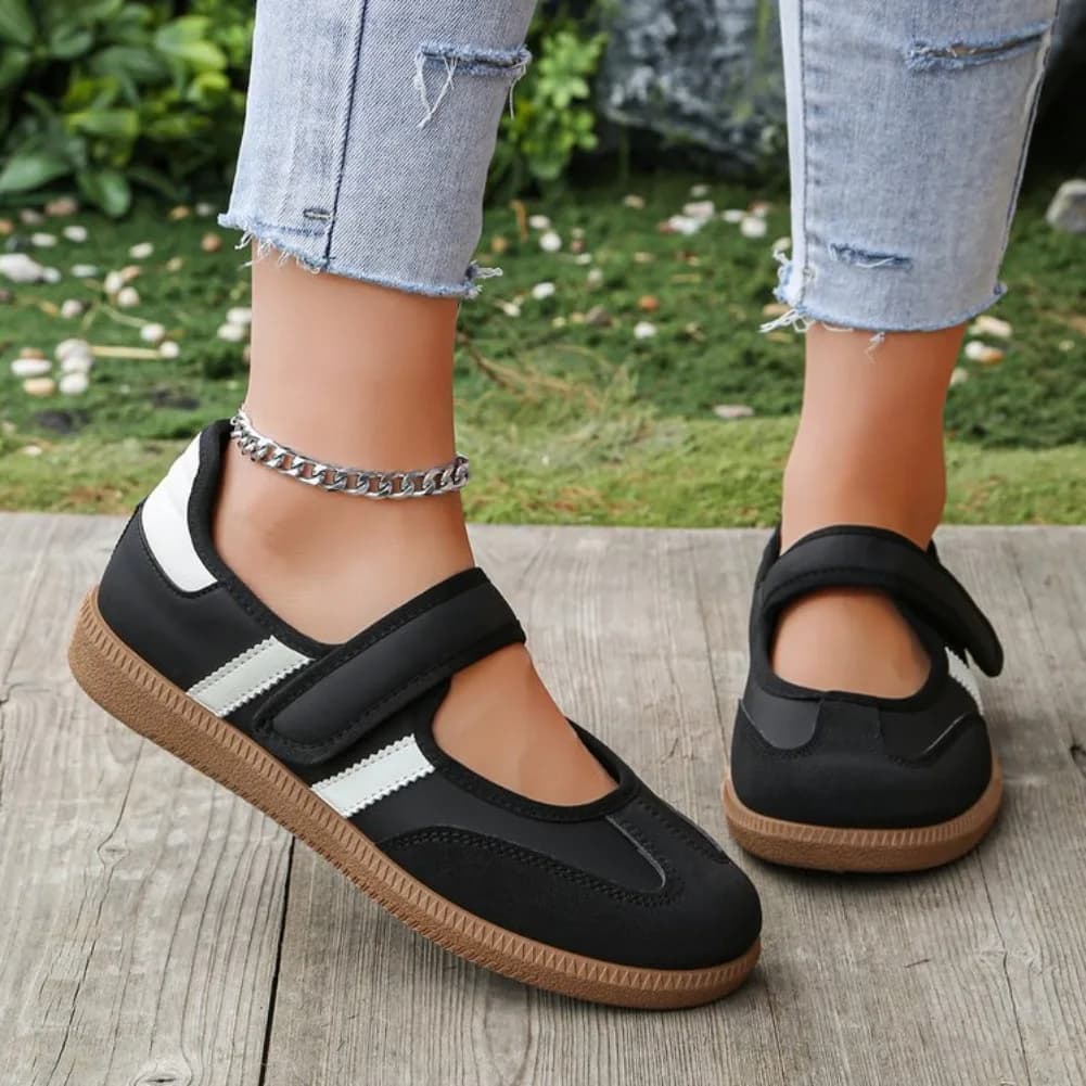 Baskets pour femmes 2026 Nouvelle mode Chaussures de créateur unies à bout peu profond Printemps Aut