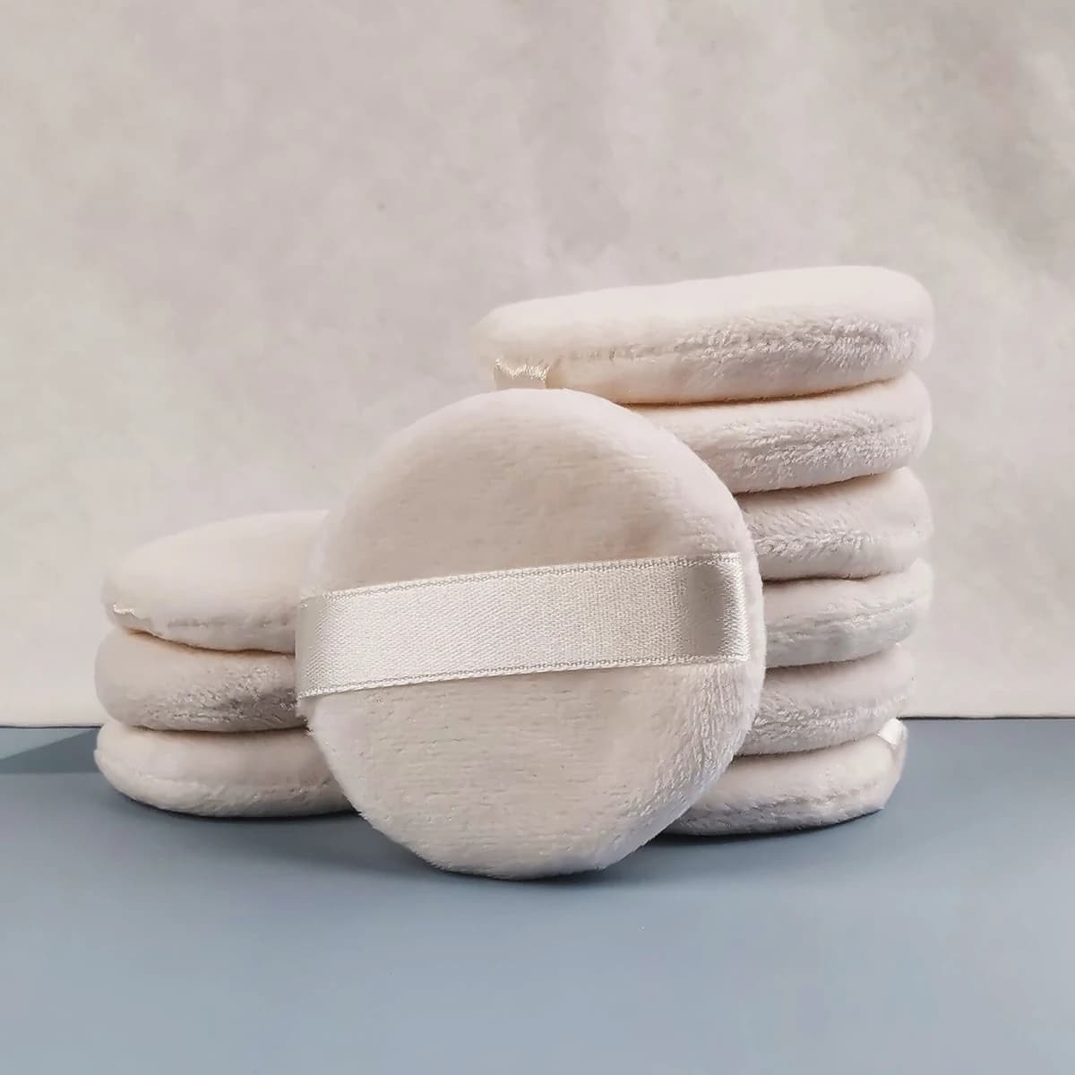 Bouffée de poudre ronde blanche de haute qualité, Portable et pratique, pour Base et fixation du maq