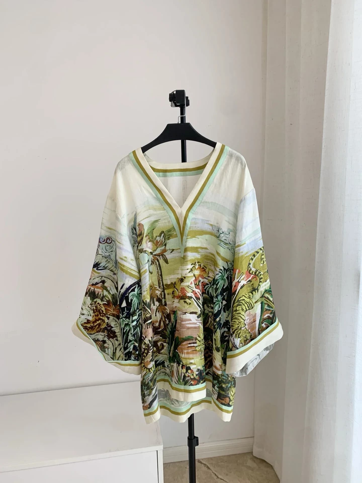 Robe Courte Ample en Lin 100% Vert Jungle pour Femme 2026