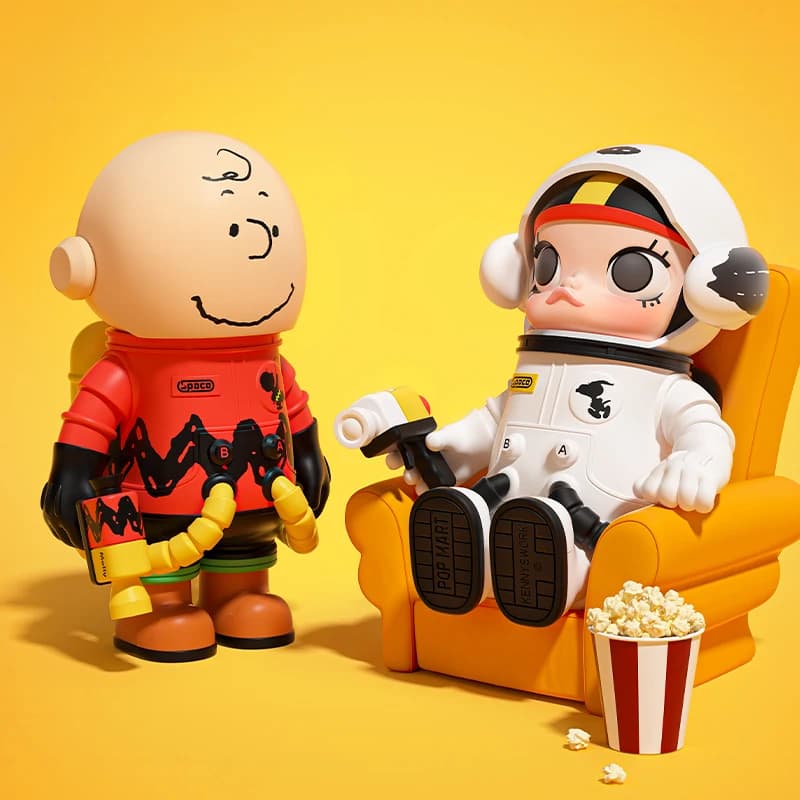POP MART MEGA SPACE MOLLY 100% Charlie Brown & Snoopy