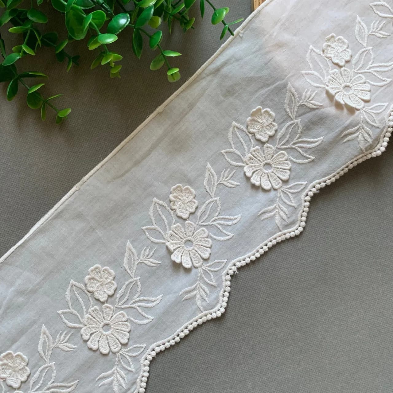 Dentelle de broderie de fleurs tridimensionnelles creuses d'embryon, ingrédients décoratifs, voile d