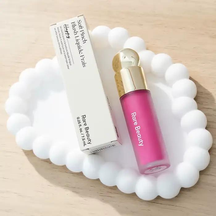 Fond de teint liquide Rare Beauty Matte Touch Weightless, couvrant les imperfections, les cernes, le