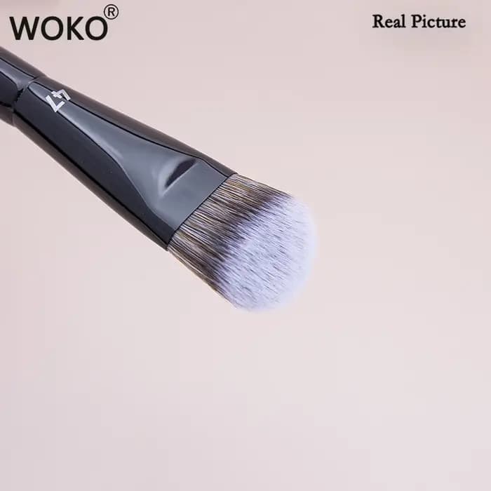 Pinceau de maquillage professionnel incliné, 47 pinceaux de fond de teint, ombre à barrage, liquide,