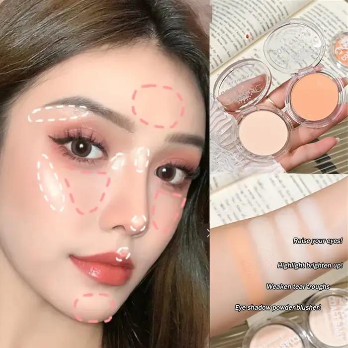 Palette de poudre illuminatrice beige et blanche