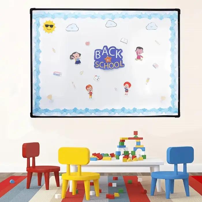 Rouleaux de décoration de bordure pour tableau noir et tableau blanc en forme de nuage - Autocollants adhésifs en papier pour bordure, surface lisse, nuages blancs bleu clair
