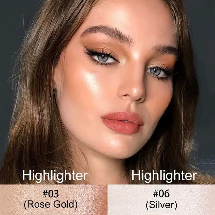 Bâton de mise en évidence et bronzage pour le visage