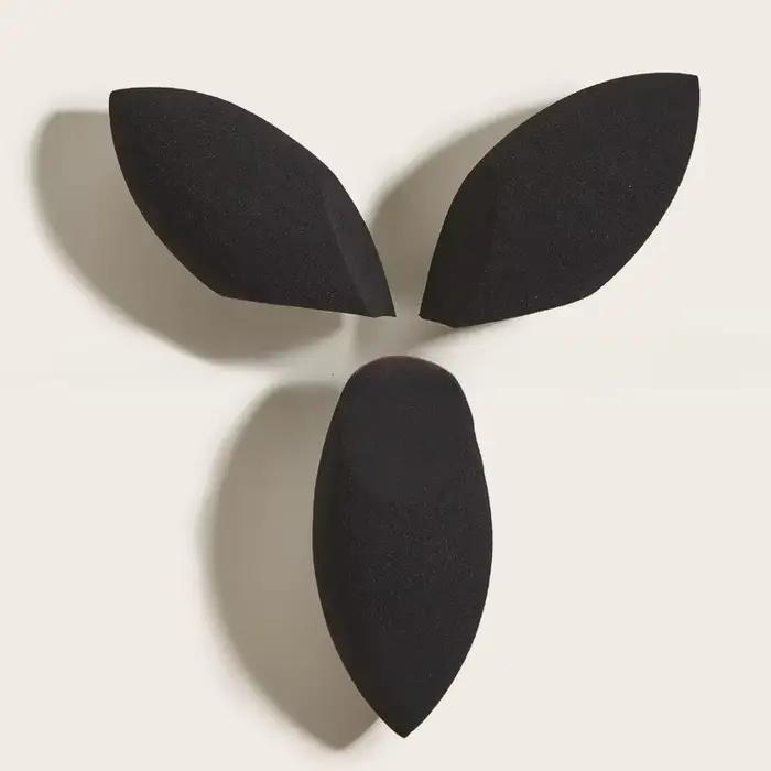 1/2 éponge de maquillage noire en forme d'œuf – Sans latex