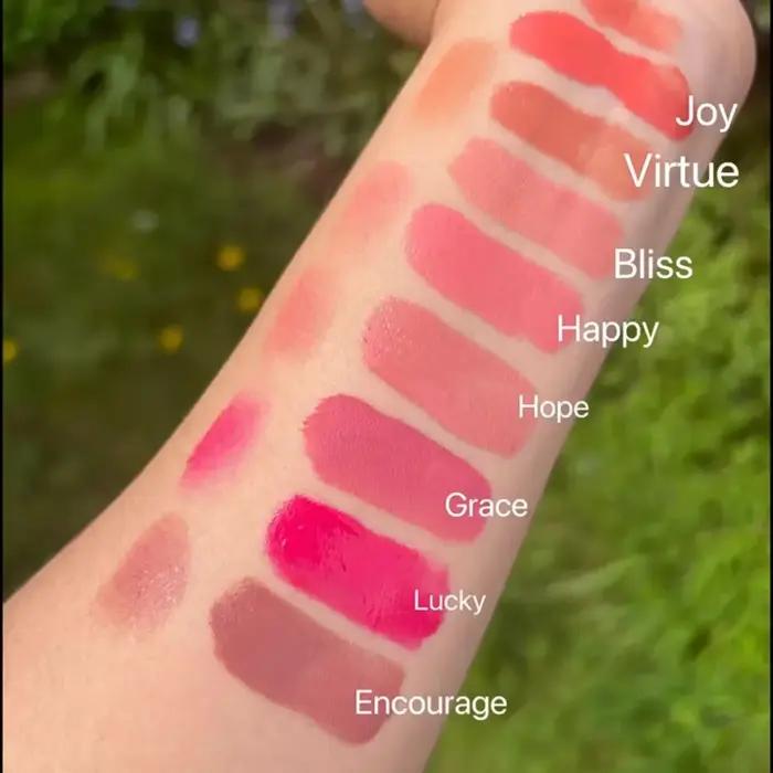 Rare beauté liquide Blush rouge à lèvres