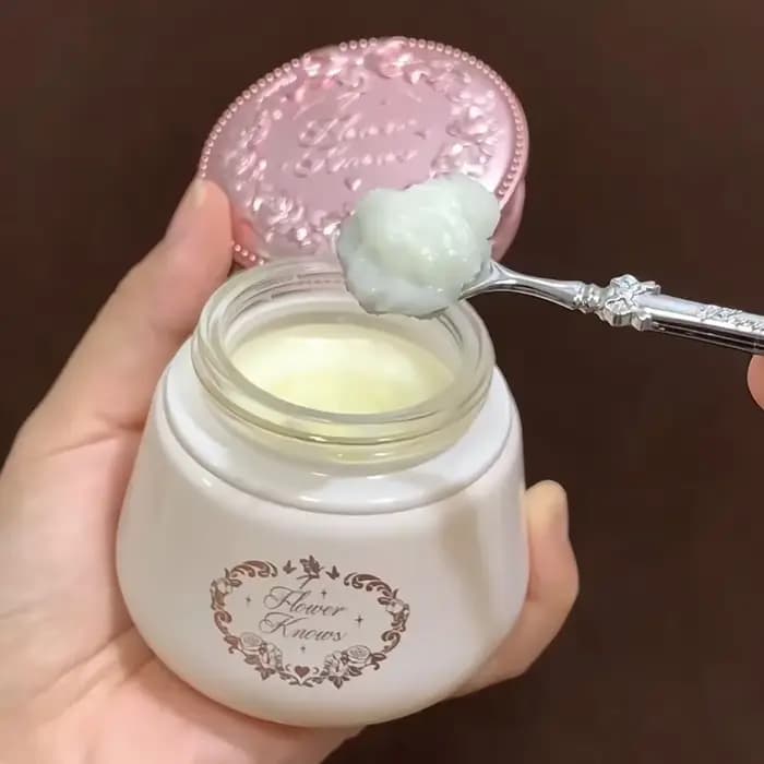 Flower Knows – crème démaquillante pour contes de fées