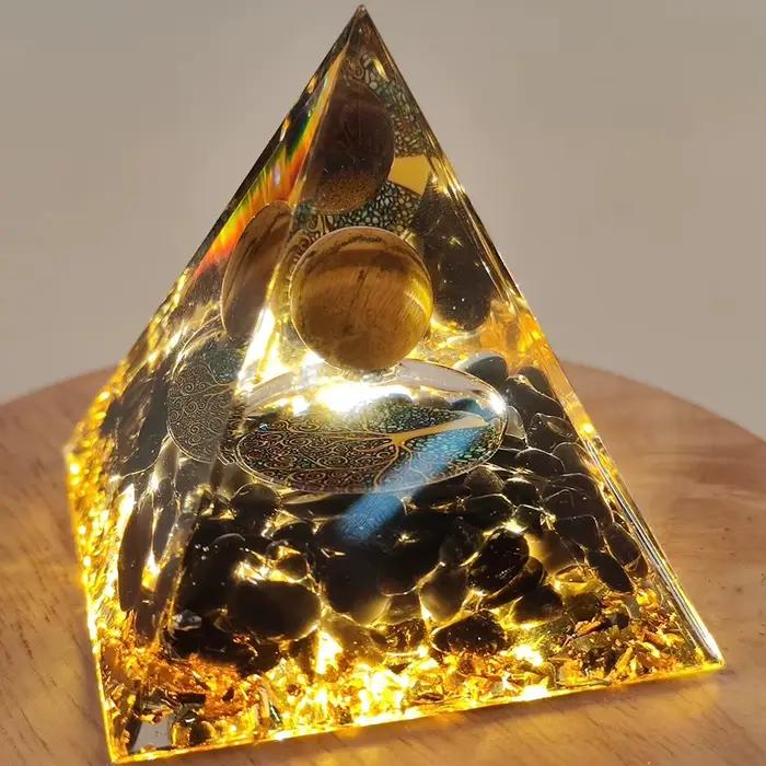 Pyramides en pierre de cristal naturel de 5 cm, pyramides en résine faites à la main, pyramides naturelles, décoration de bureau pour la méditation et le yoga, idée cadeau