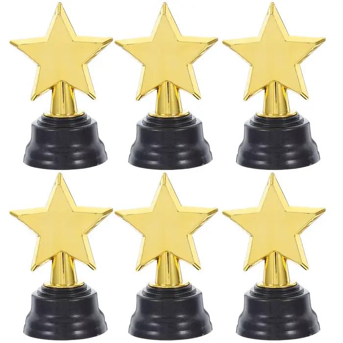 6 mini trophées étoiles dorées – Cadeaux de fête et prix de jeu pour les remises de diplômes de maternelle, les compétitions et les récompenses