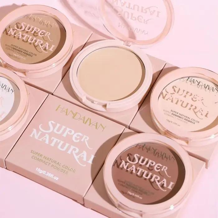 Poudre mate rayonnante avec 8 nuances