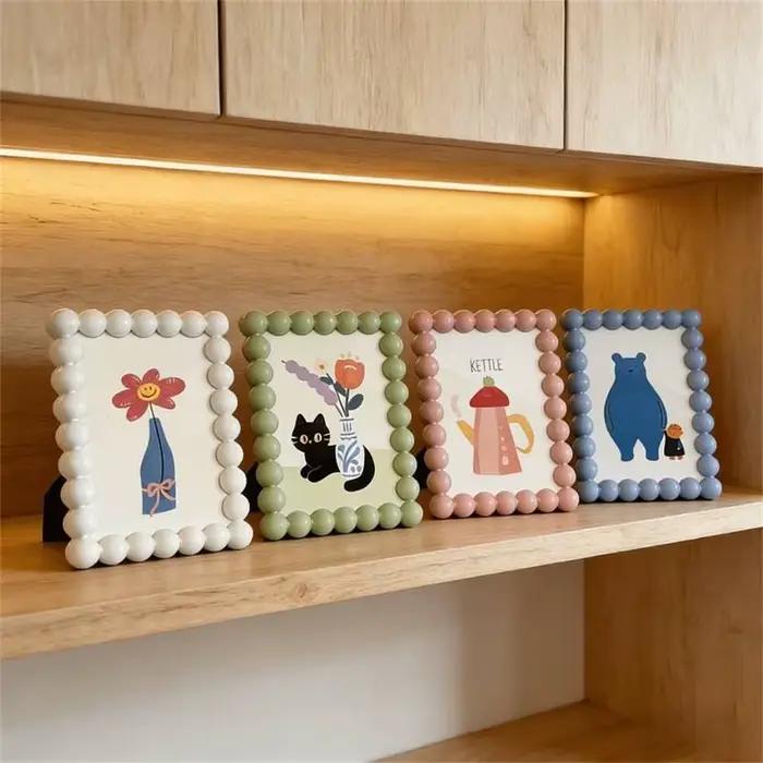 Cadre photo perlé, design mignon de dessin animé, support photo de table Kawaii, présentoir photo de bureau pour la maison, le bureau et la chambre