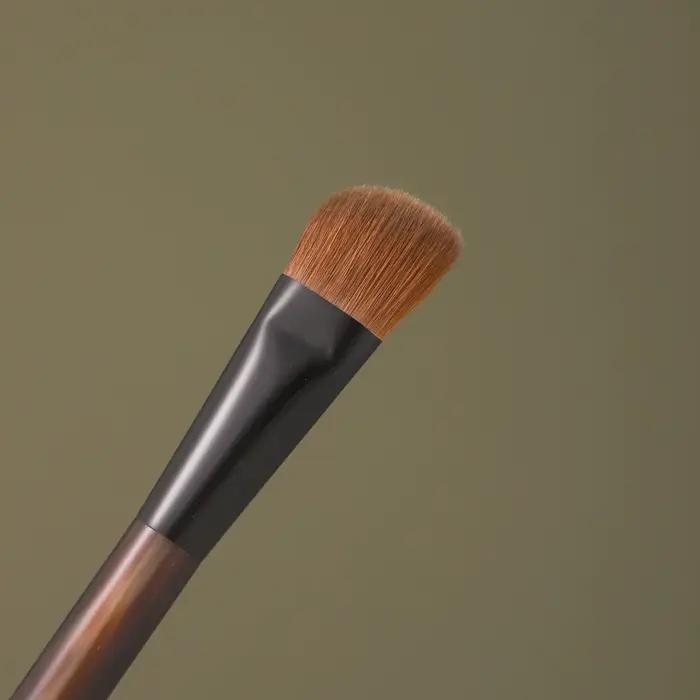 Pinceau de maquillage professionnel fait main