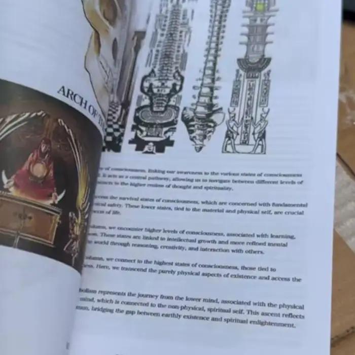 Livre de sagesse avec pages colorées, cahier d'orientation de la vie philosophique pour l'auto-reflet et la méditation