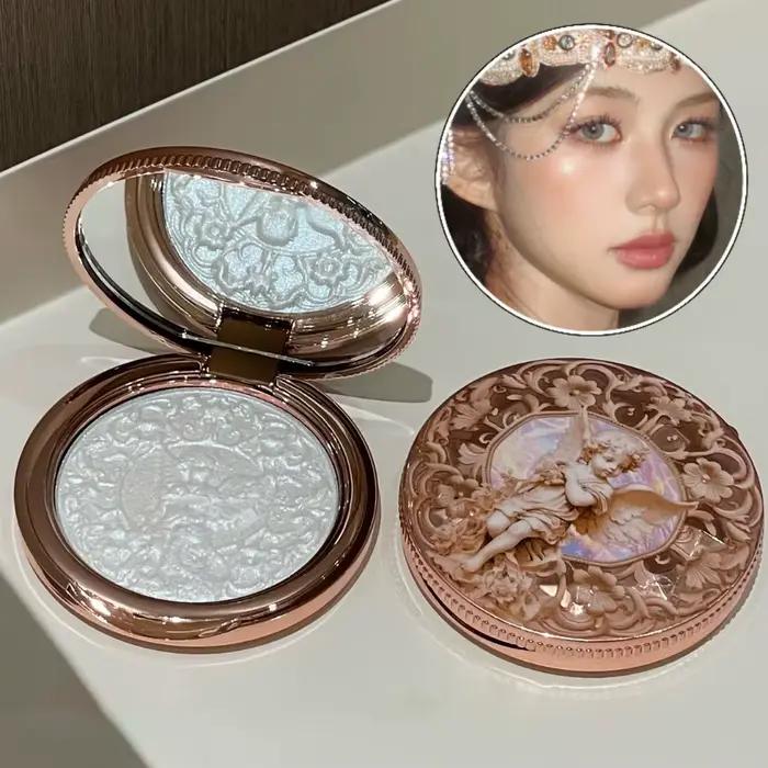 Palette de poudre illuminatrice rose gaufrée style baroque