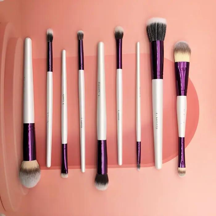 Ensemble de pinceaux de maquillage YLovely en bois et métal avec poils synthétiques pour un maquillage parfait occasions professionnelles et soirées spéciales