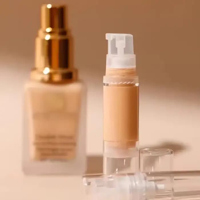 Bouteille à pompe à crème cosmétique transparente sans air