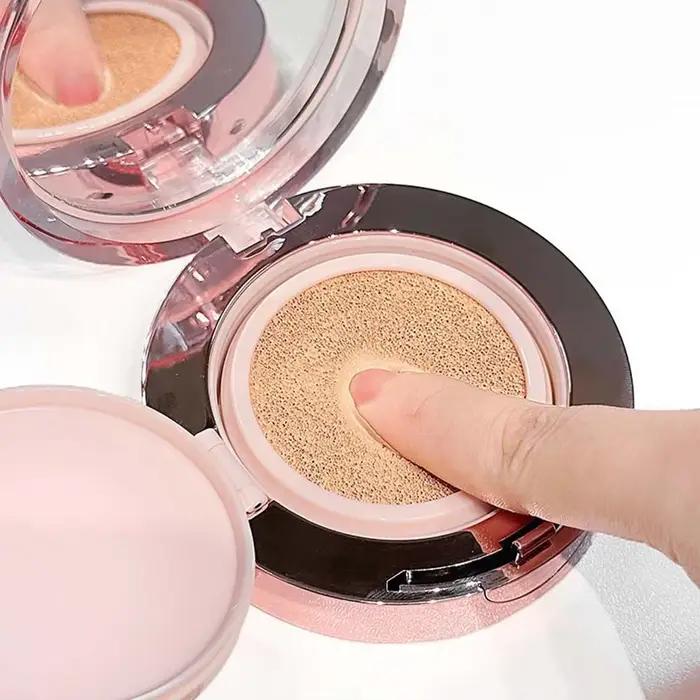 Fond de teint cushion, couvrance légère et impeccable