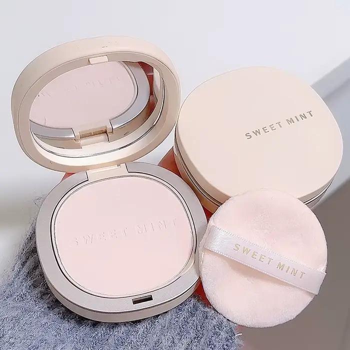 Poudre compacte pour le visage