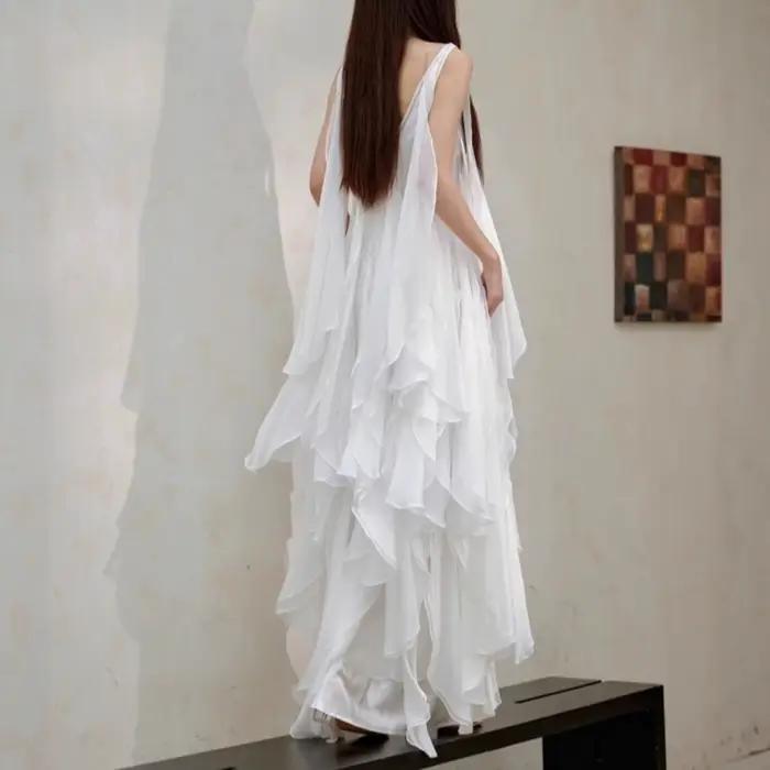 Robe longue blanche style jupe superposée à col en V, nouvelle collection printemps-été, taille haute, coupe trapèze, en polyester, idéale pour les anniversaires