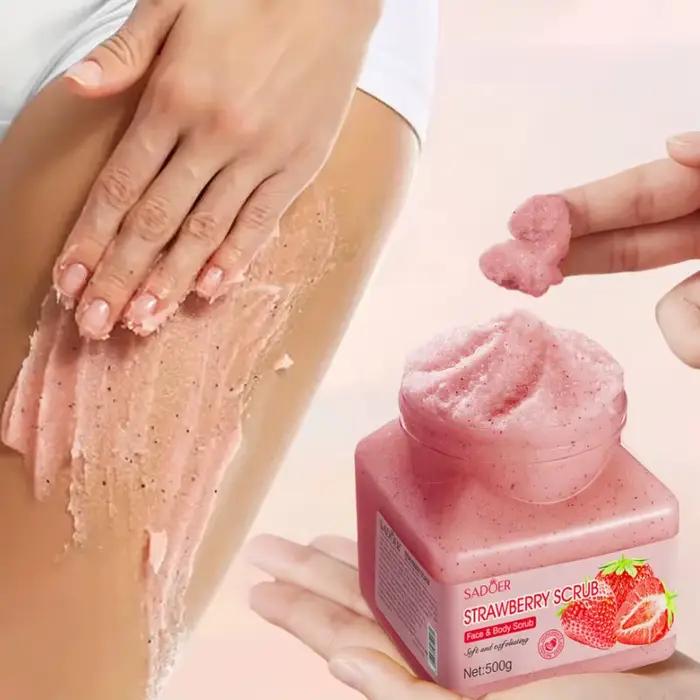 Gommage exfoliant pour la peau à la fraise
