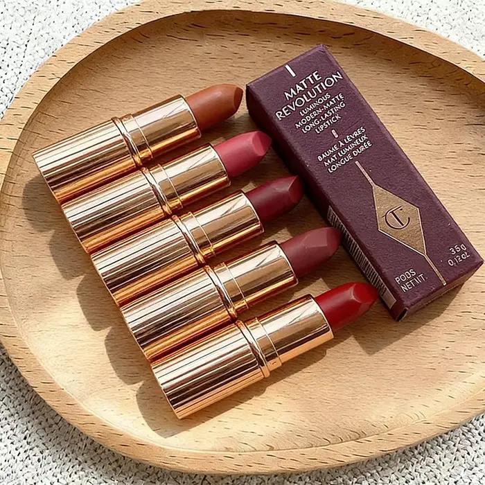 Charlotte Tilbury Rouge à lèvres mat longue tenue