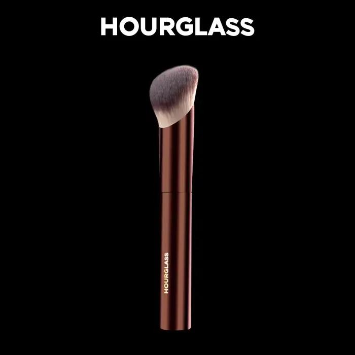 Hourglass-Pinceau de maquillage à poils en fibre douce