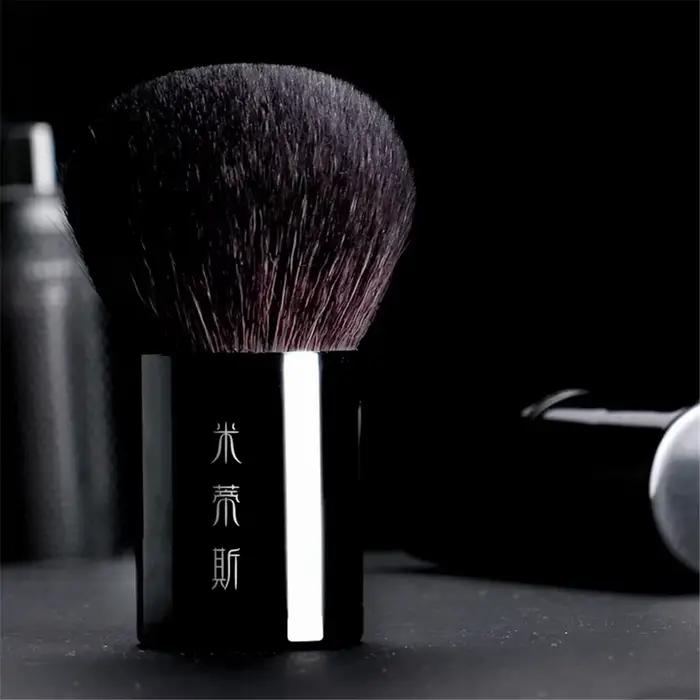 Buff Bronzer poudre Kabuki brosse poils naturels en déplacement