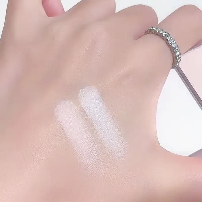 (HG) DIKALU Palette de Contour bicolore surligneur blanc mat gris marron ombre de nez bronzant pour le visage éclaircir le maquillage en poudre