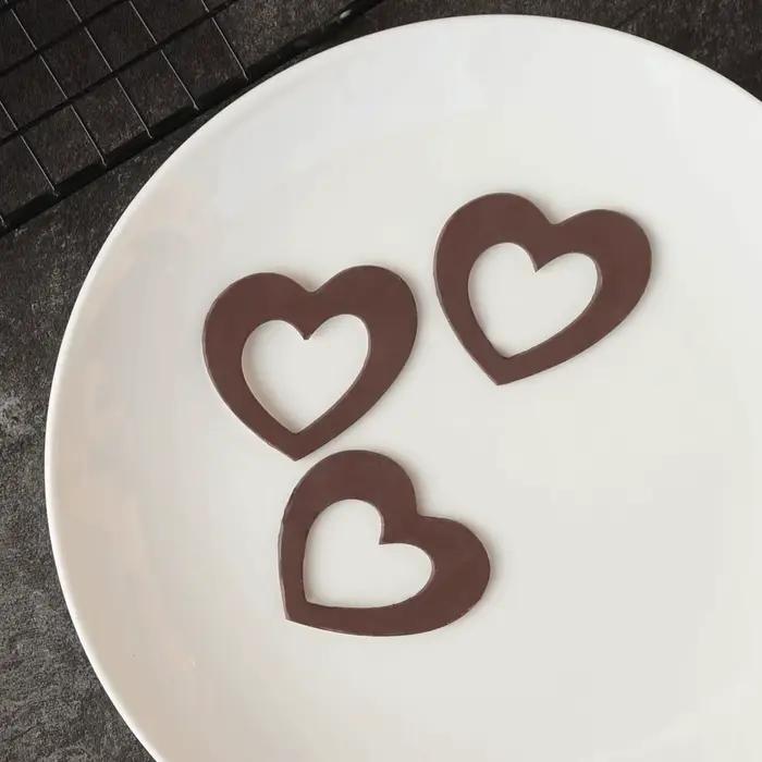 Pochoir à chocolat en forme de cœur, moule à Mousse, décoration de gâteau ajouré, feuille de transfert de chocolat en forme de cœur d'amour, Chablon de cuisson